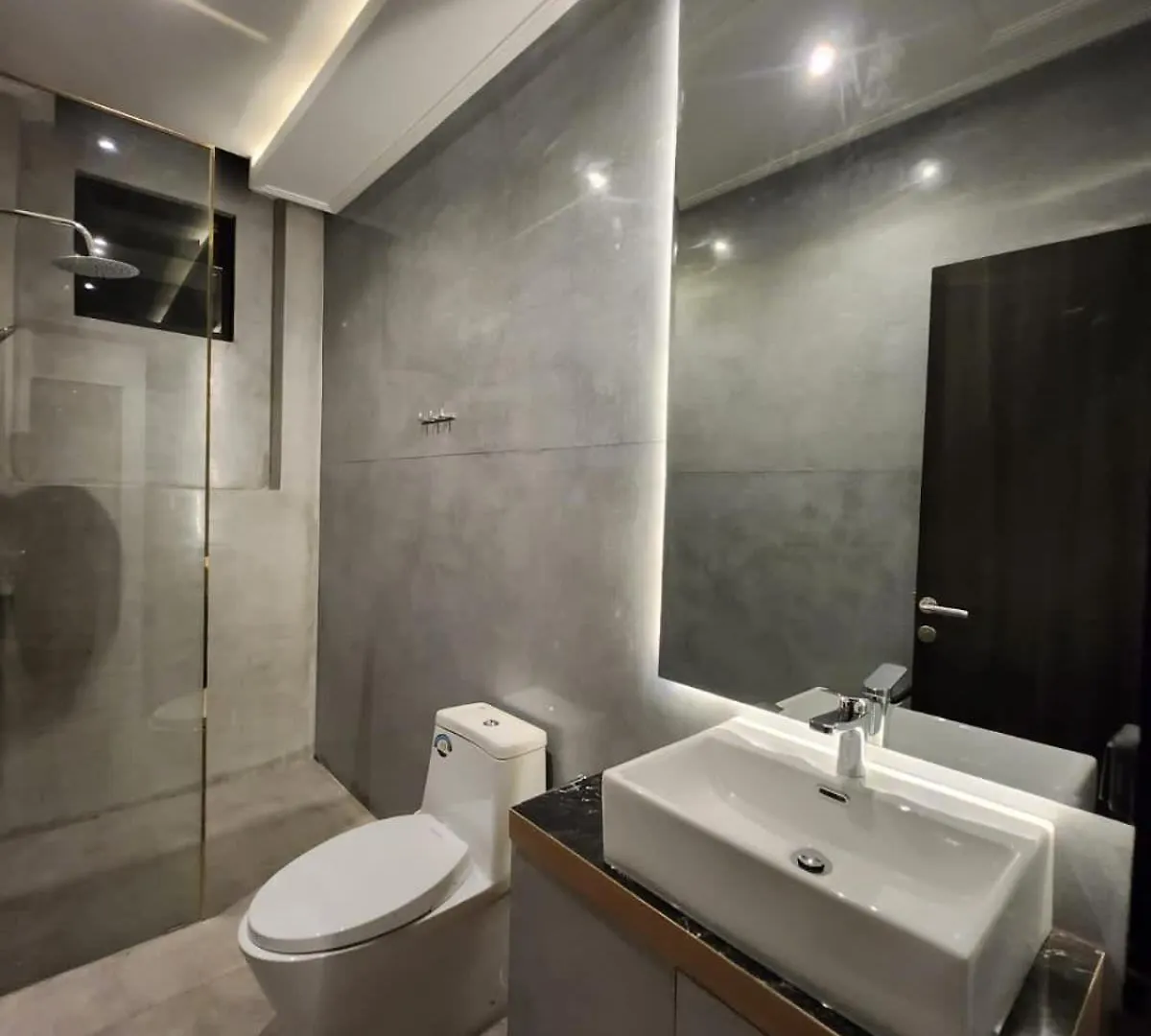 Felly House Villa Kerobokan  Indonesia