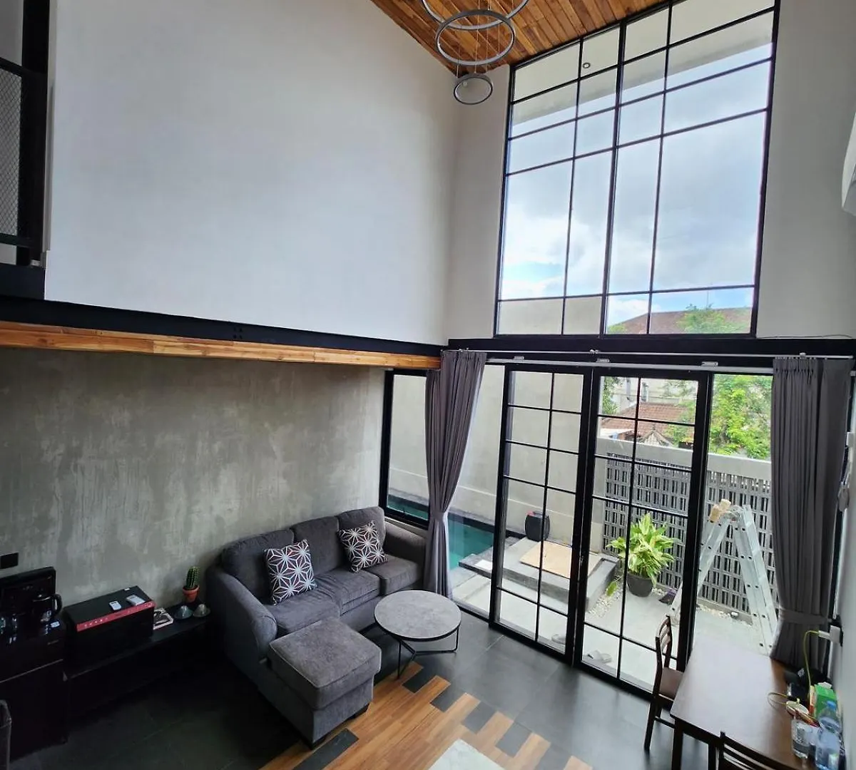 Felly House Villa Kerobokan  Kerobokan (Bali)