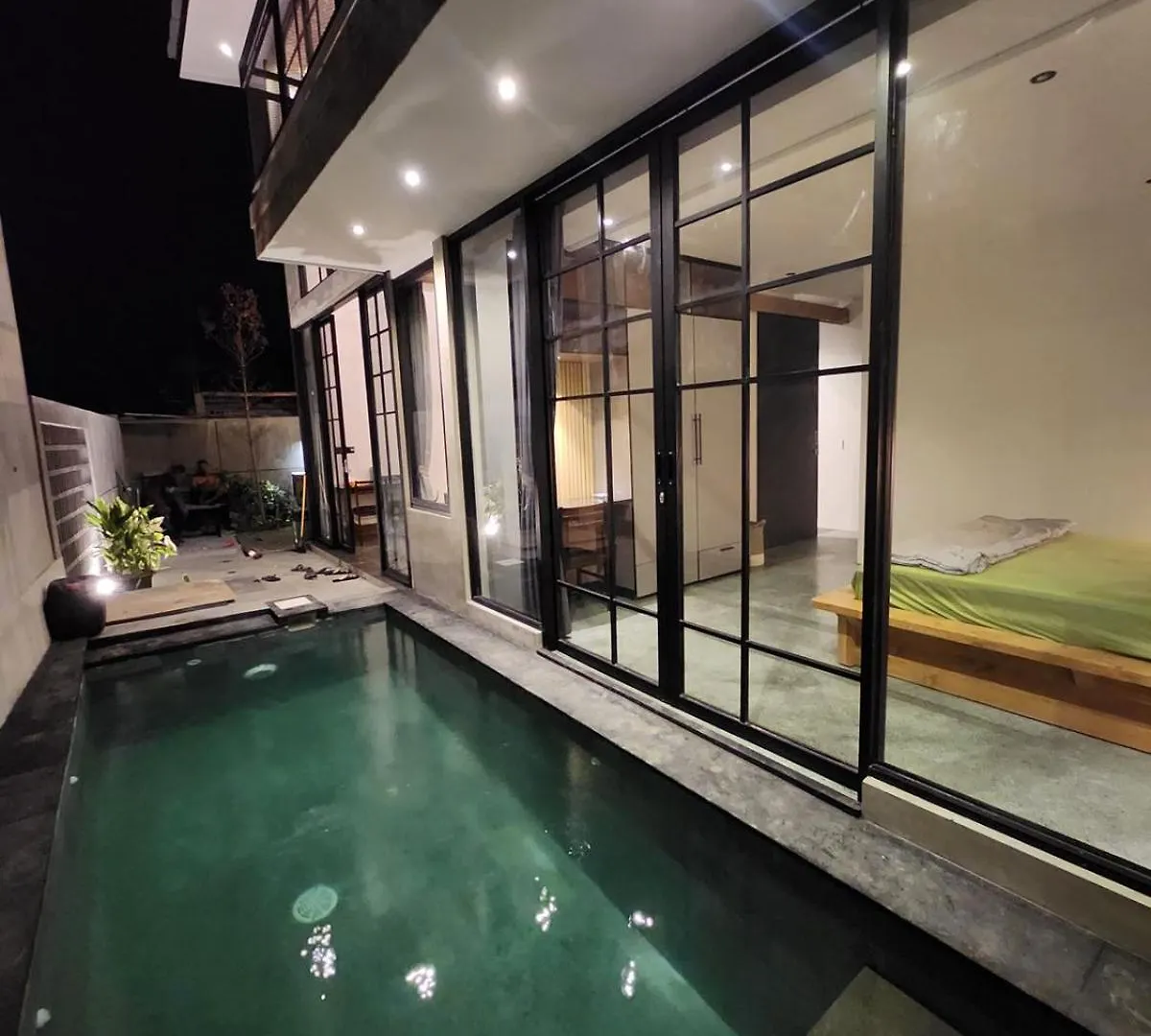 Felly House Villa Kerobokan  0*, Kerobokan (Bali)